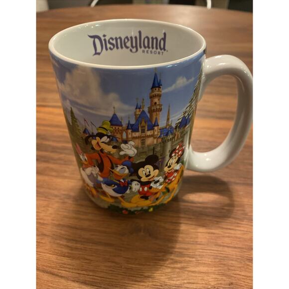 Disneyland Resort Coffee Mug Grandma, Mickey Mouse and Friends - Picture 1 of 6